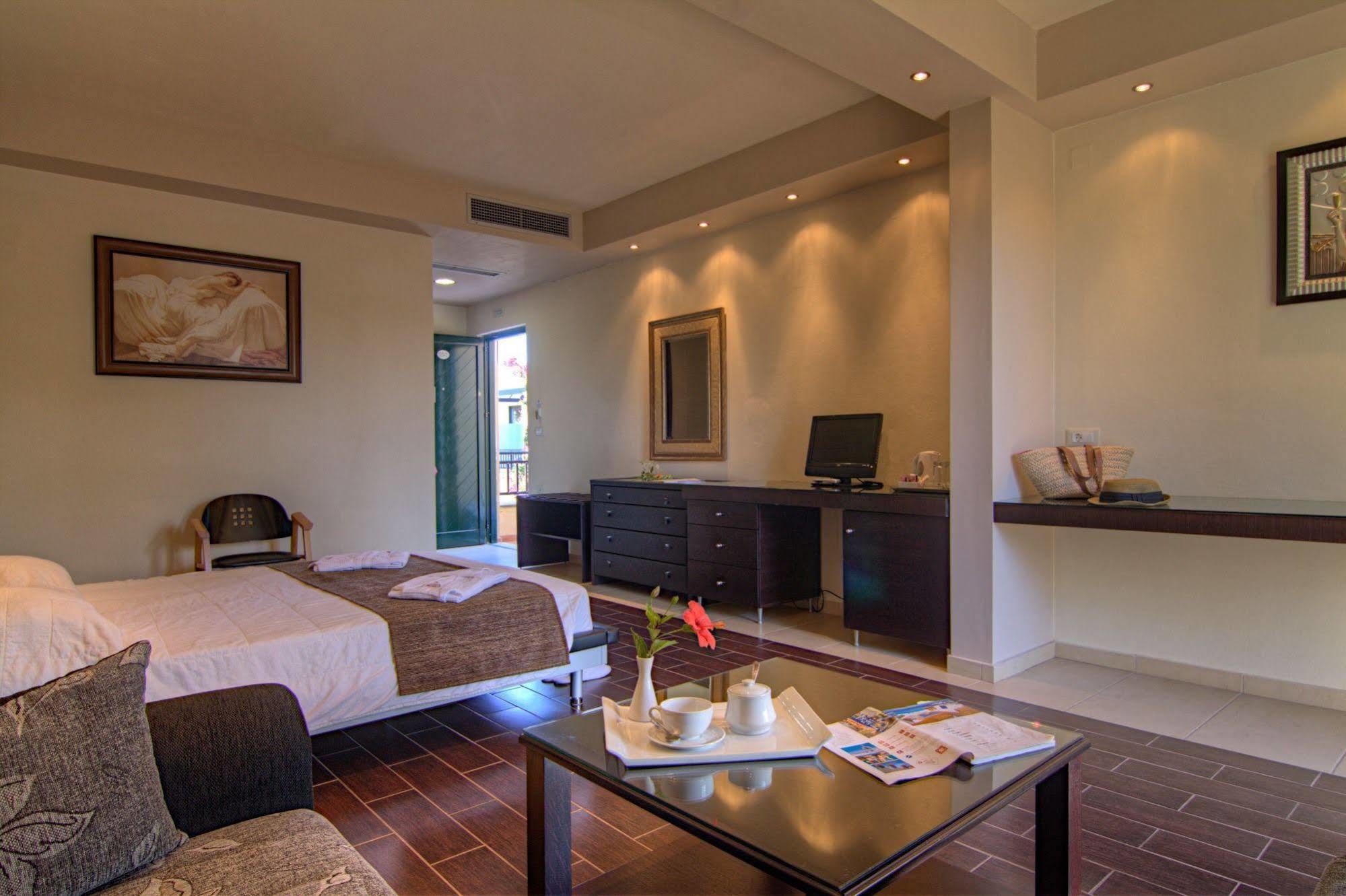 Solimar Aquamarine Resort Gerani  Dış mekan fotoğraf